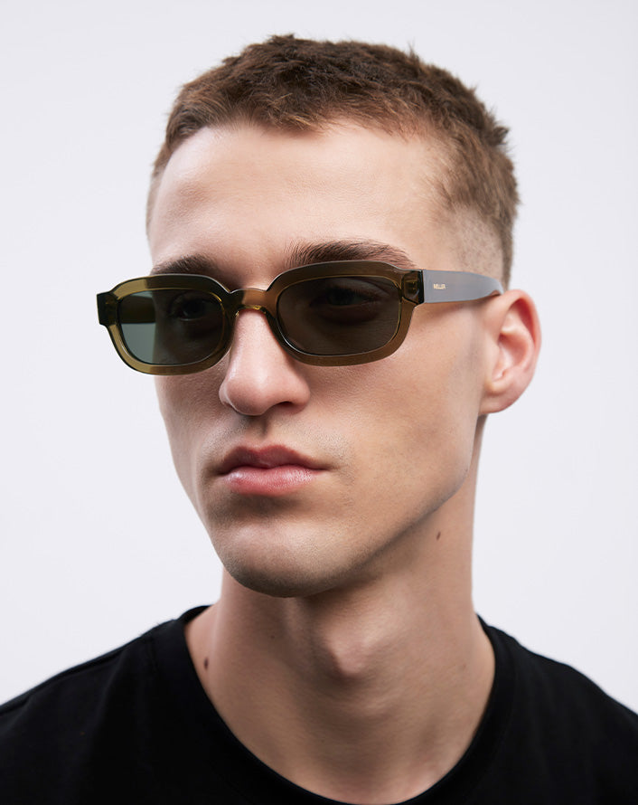 Round frame: