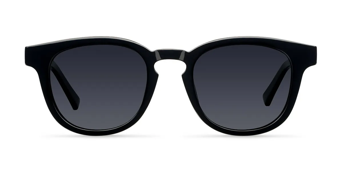 Meller Banna All Black sunglasses