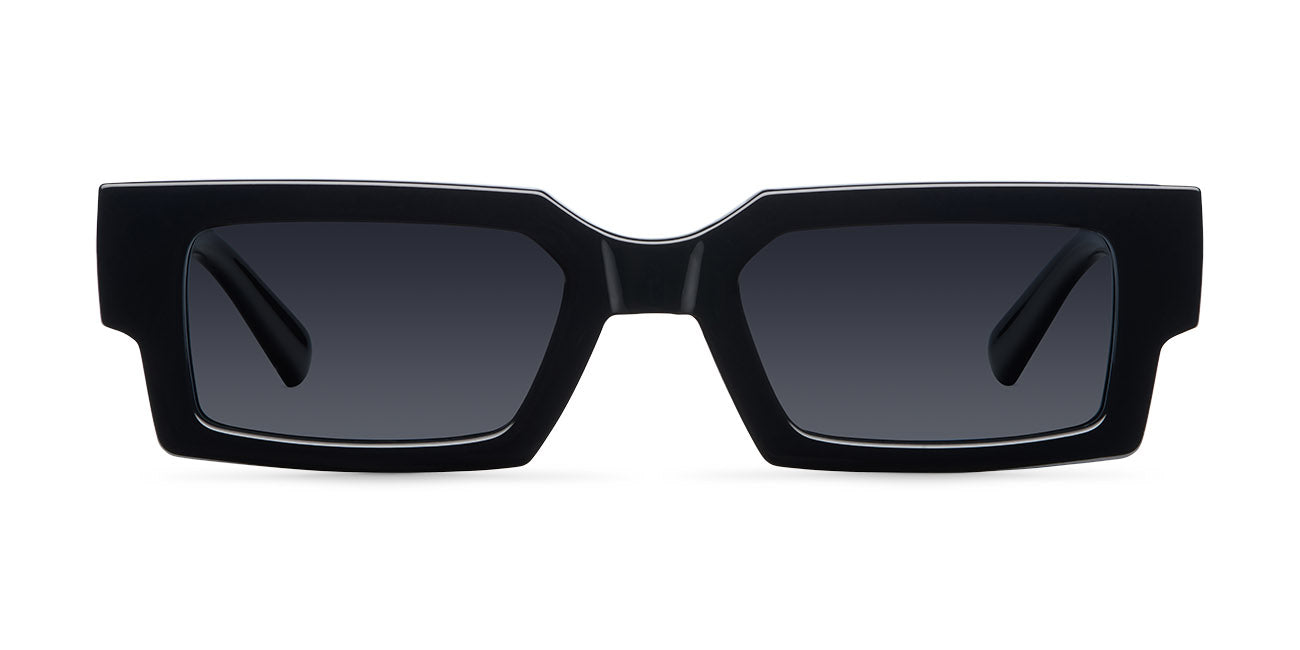AYIRA All Black