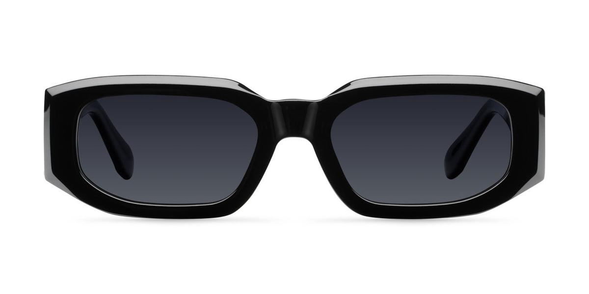 Kira All Black