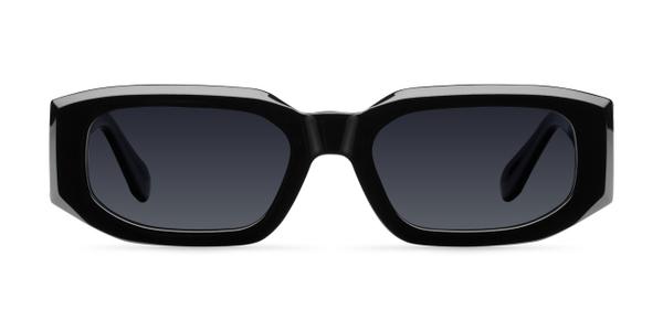 KIRA All Black
