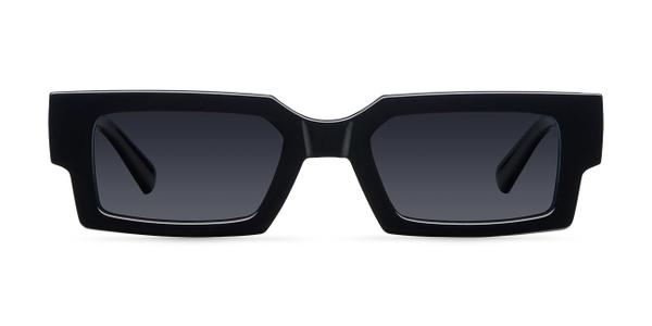 AYIRA All Black