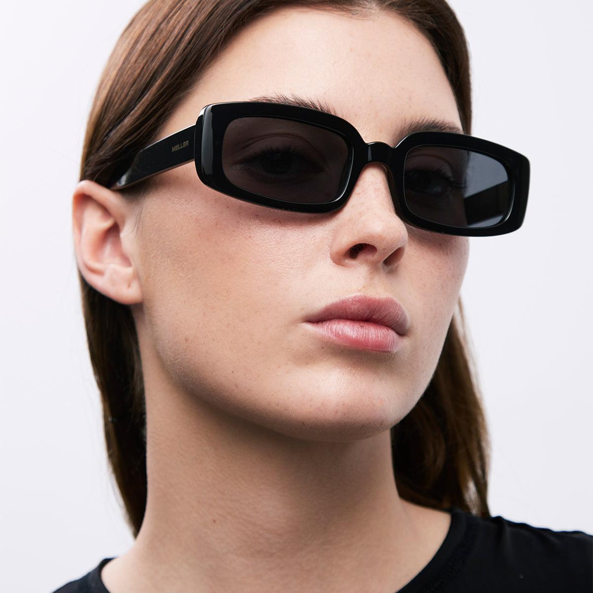 Meller Konata All Black sunglasses